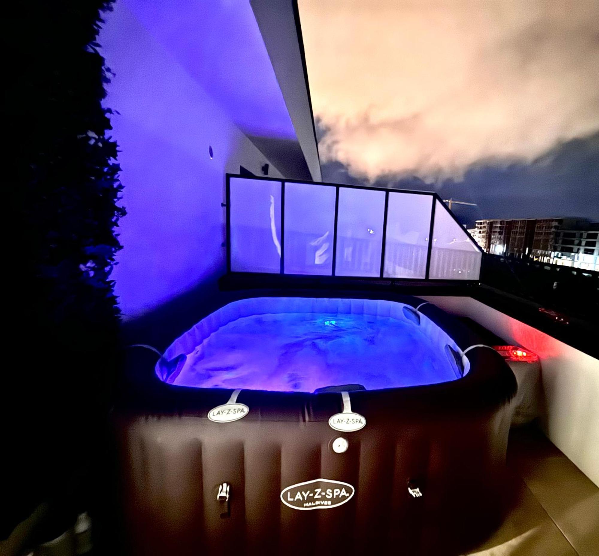 Luxury Apartment Sinuhe Brasov Exterior photo